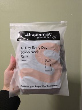 Shapermint Essentials Scoop Neck Cami - Chocolate
